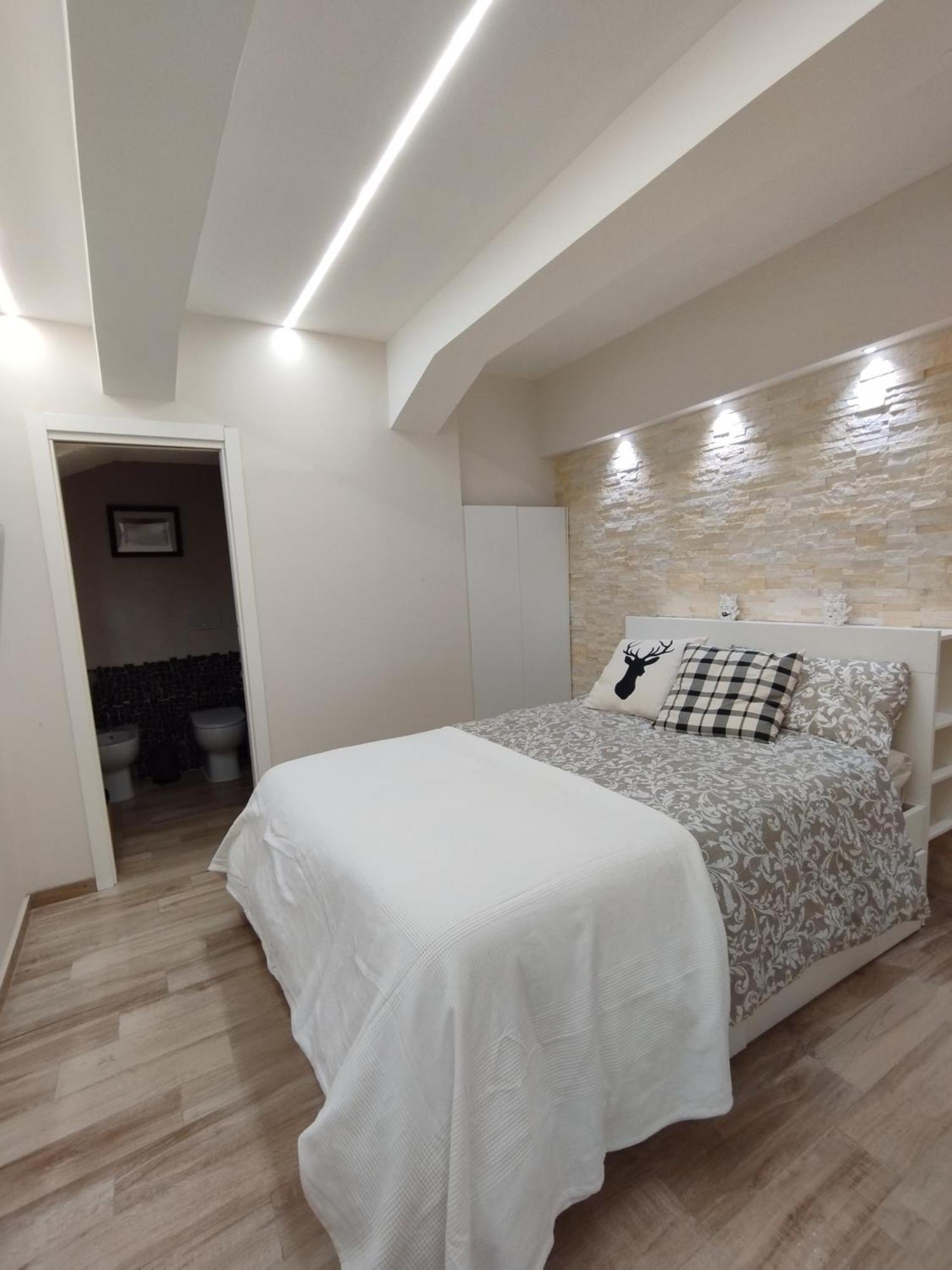La Casa Nel Cortile Apartment Catania Bagian luar foto